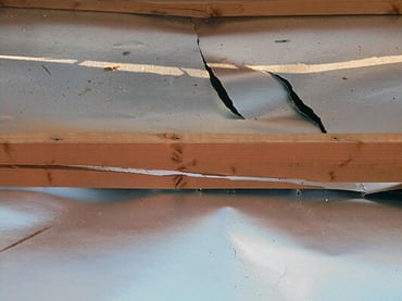 Cracked wood joists 2